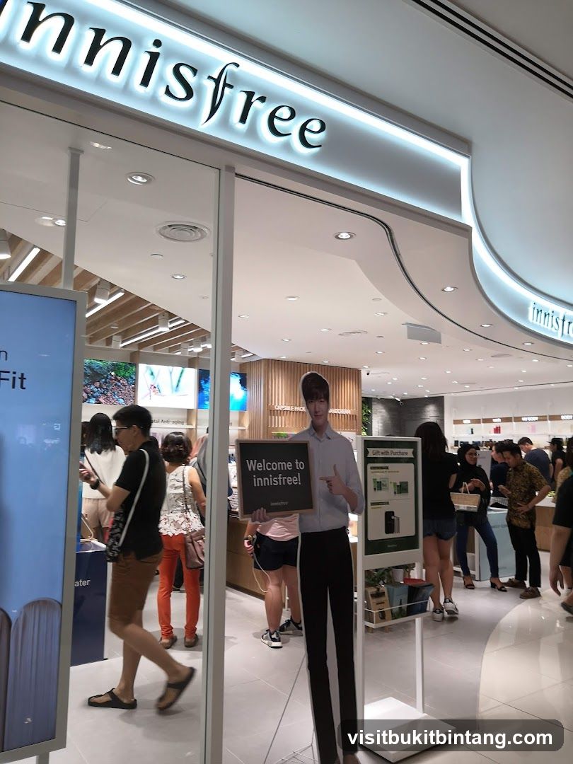 Innisfree Storefront