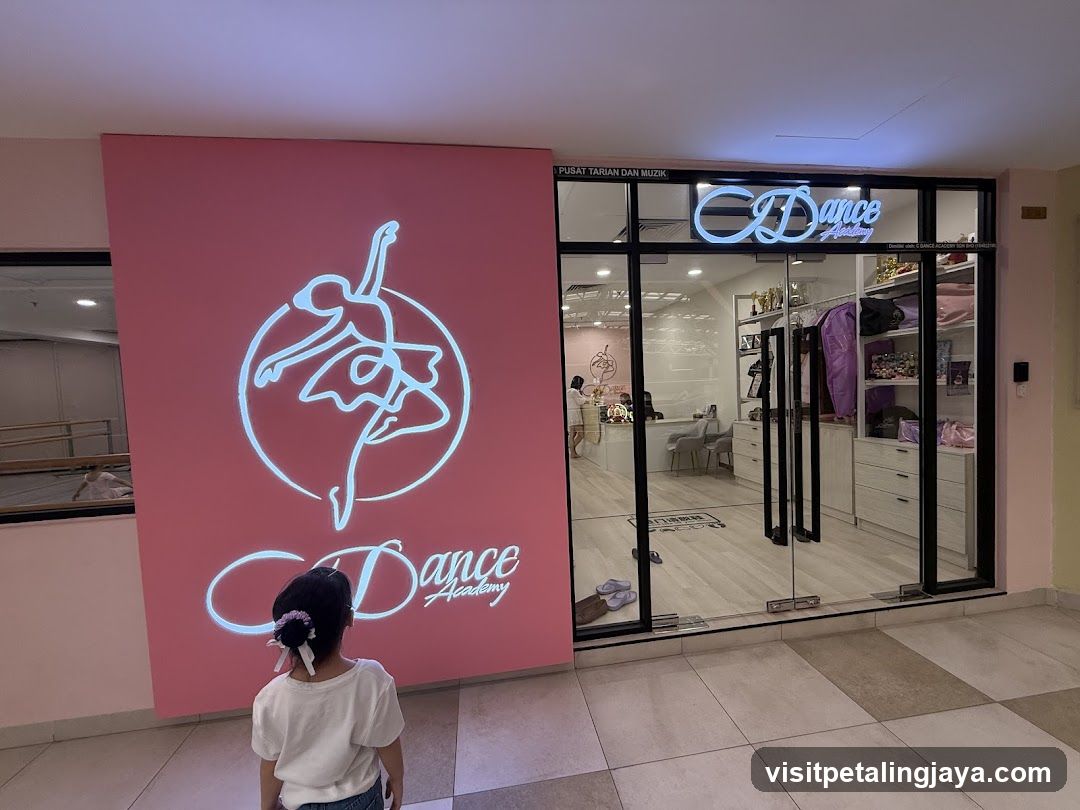 C Dance Academy @Centrepoint Bandar Utama