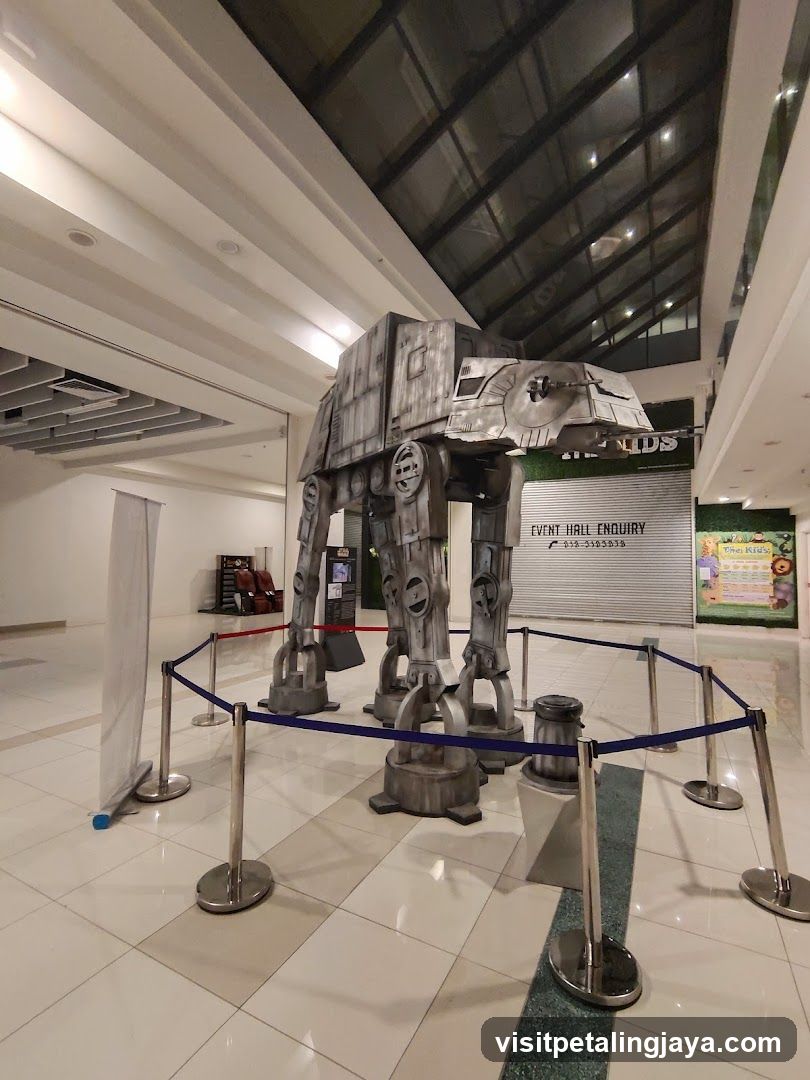 Star Wars AT-AT Walker Display