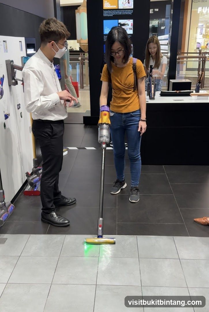 Demonstration of a Dyson Vacuum Cleaner