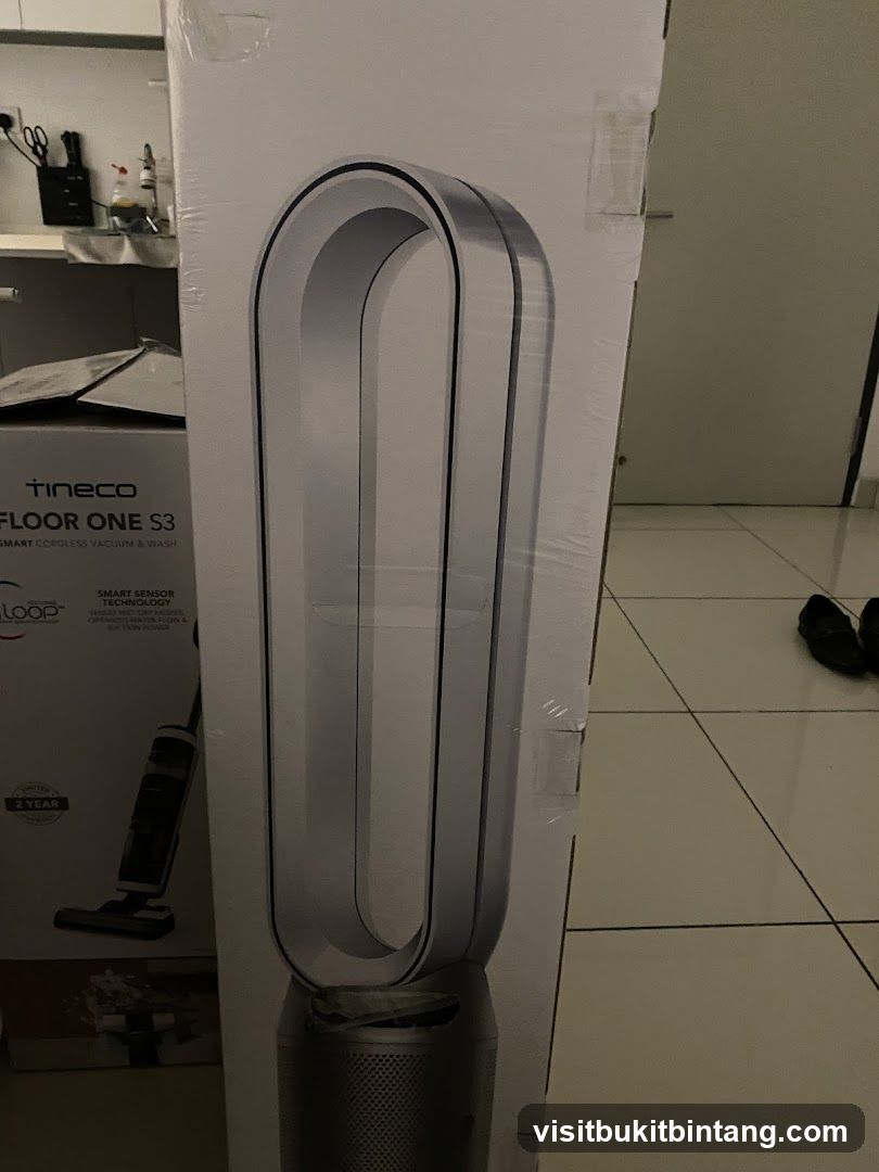 Tineco Floor One S3 Vacuum Cleaner Box