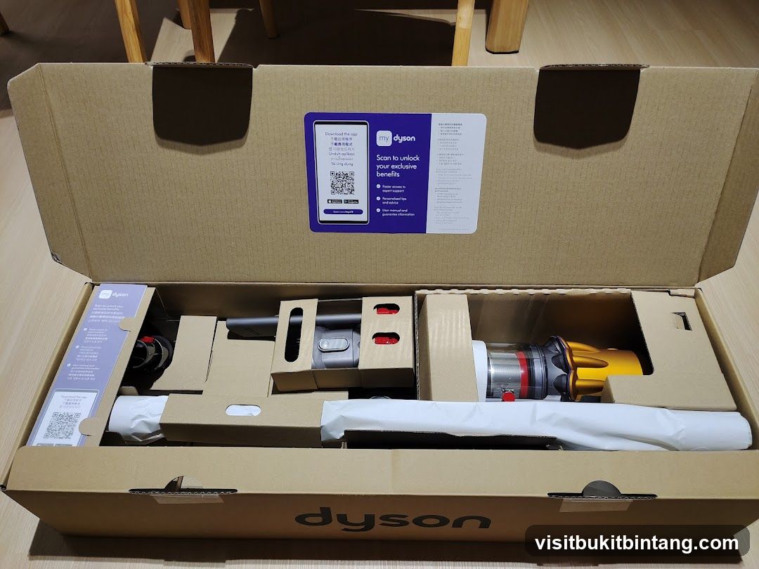 Dyson Vacuum Cleaner Box