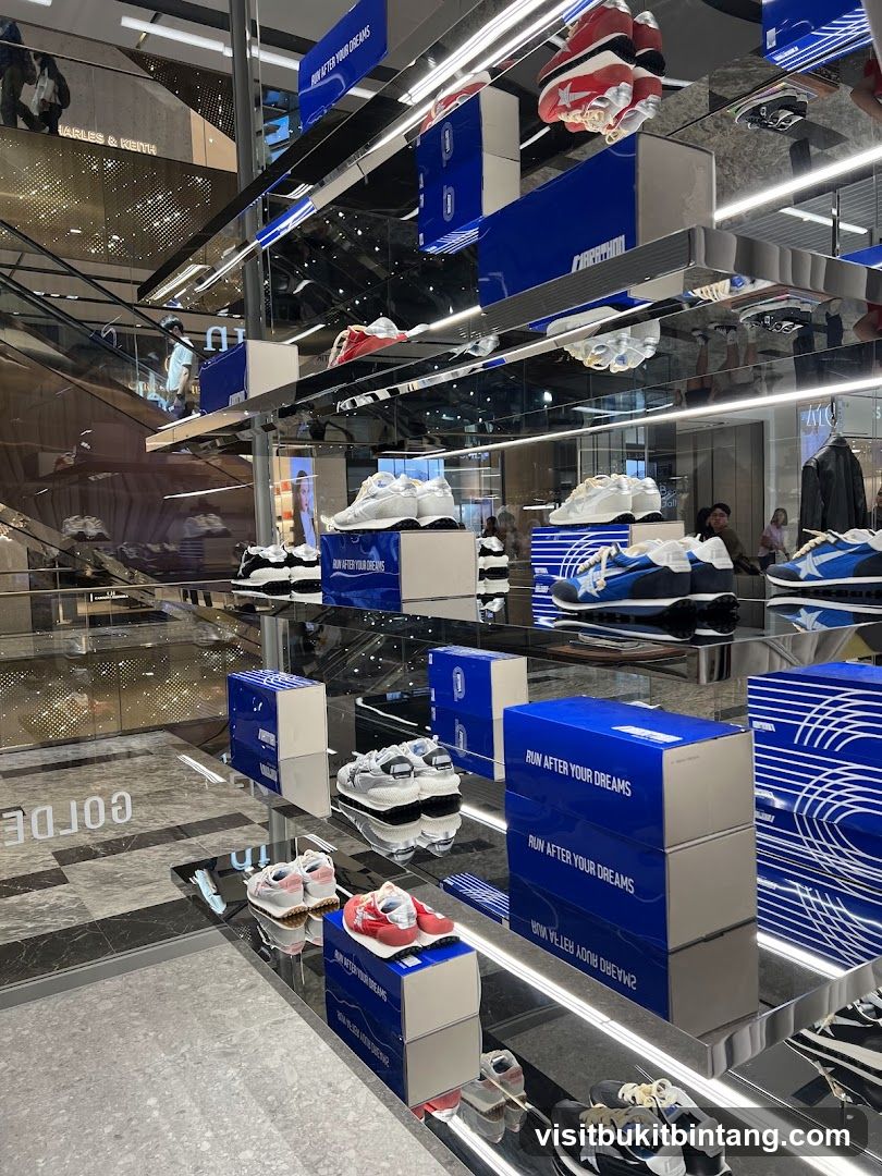 Sneaker Display