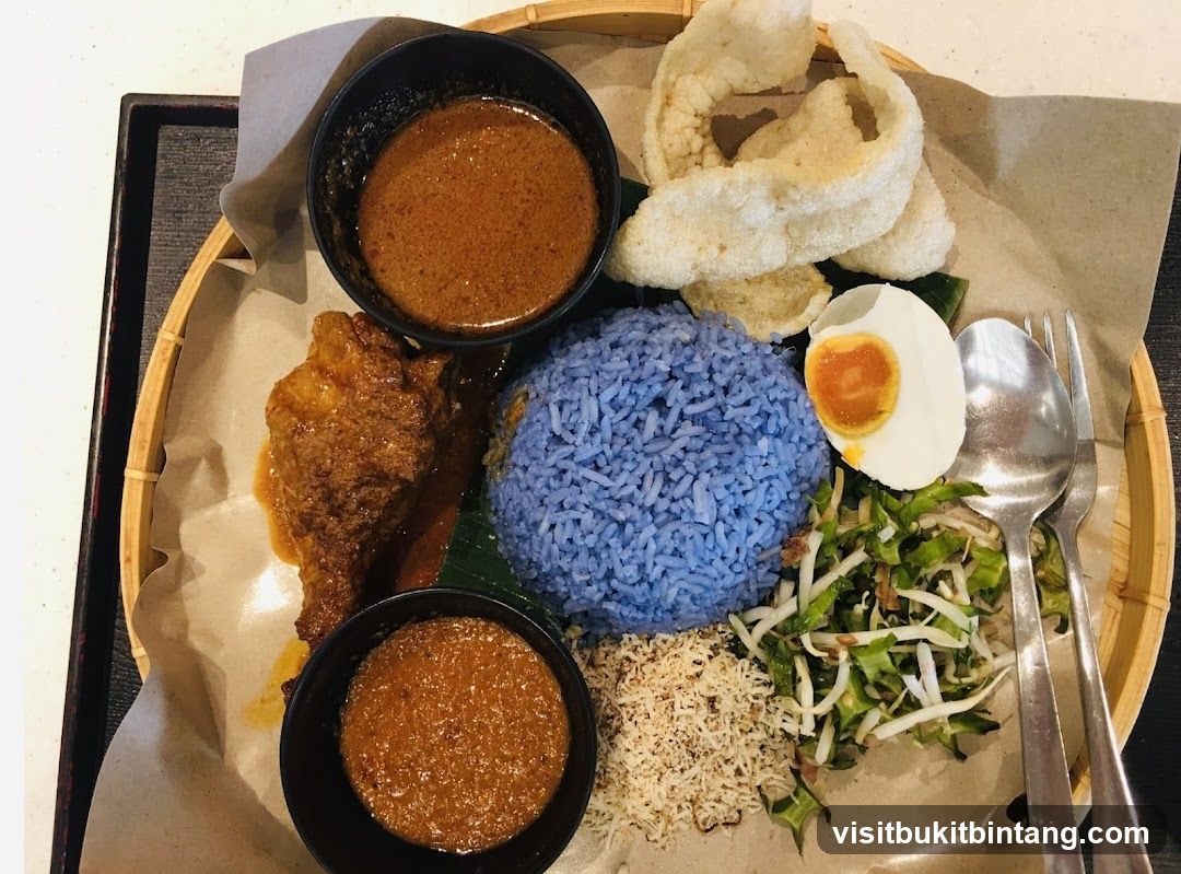 Nasi Kerabu with Chicken