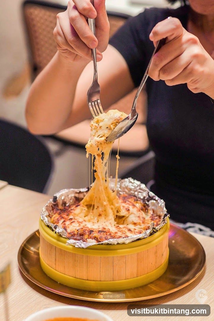 Cheesy Baked Pasta