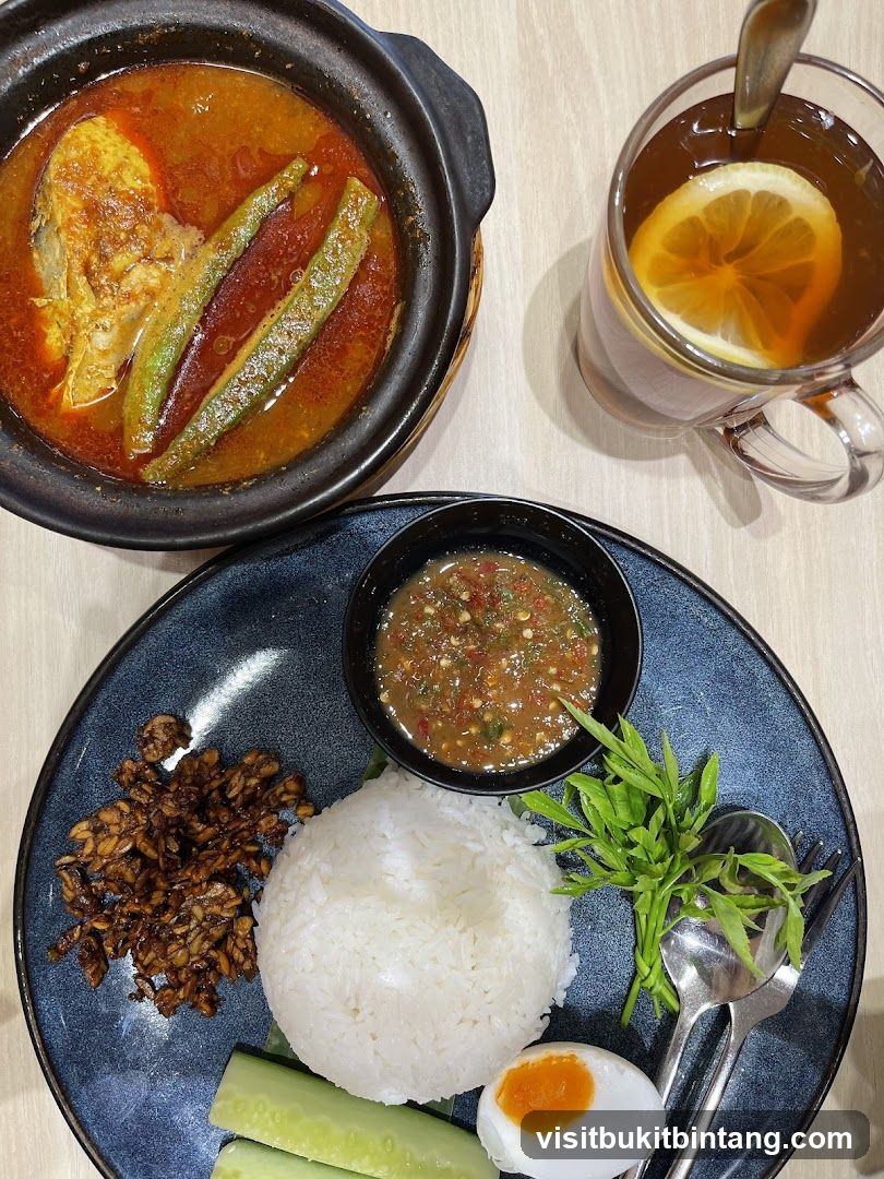 Fish Curry with Rice and Tea