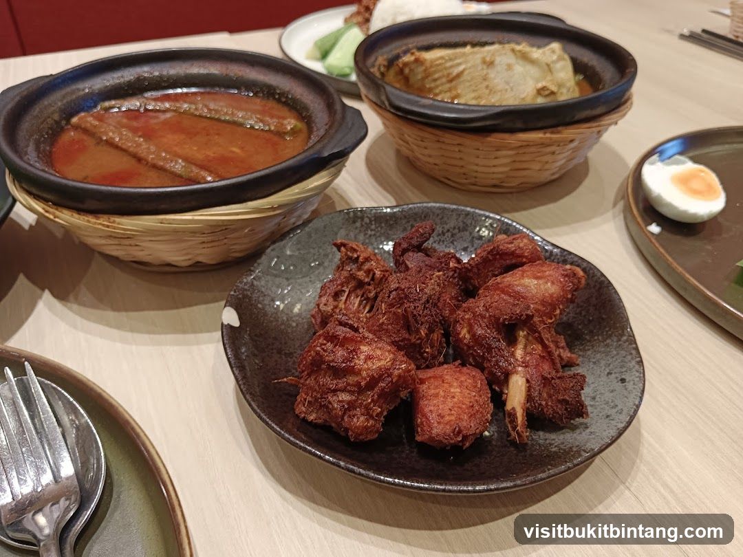 Fried Chicken and Curry Dishes
