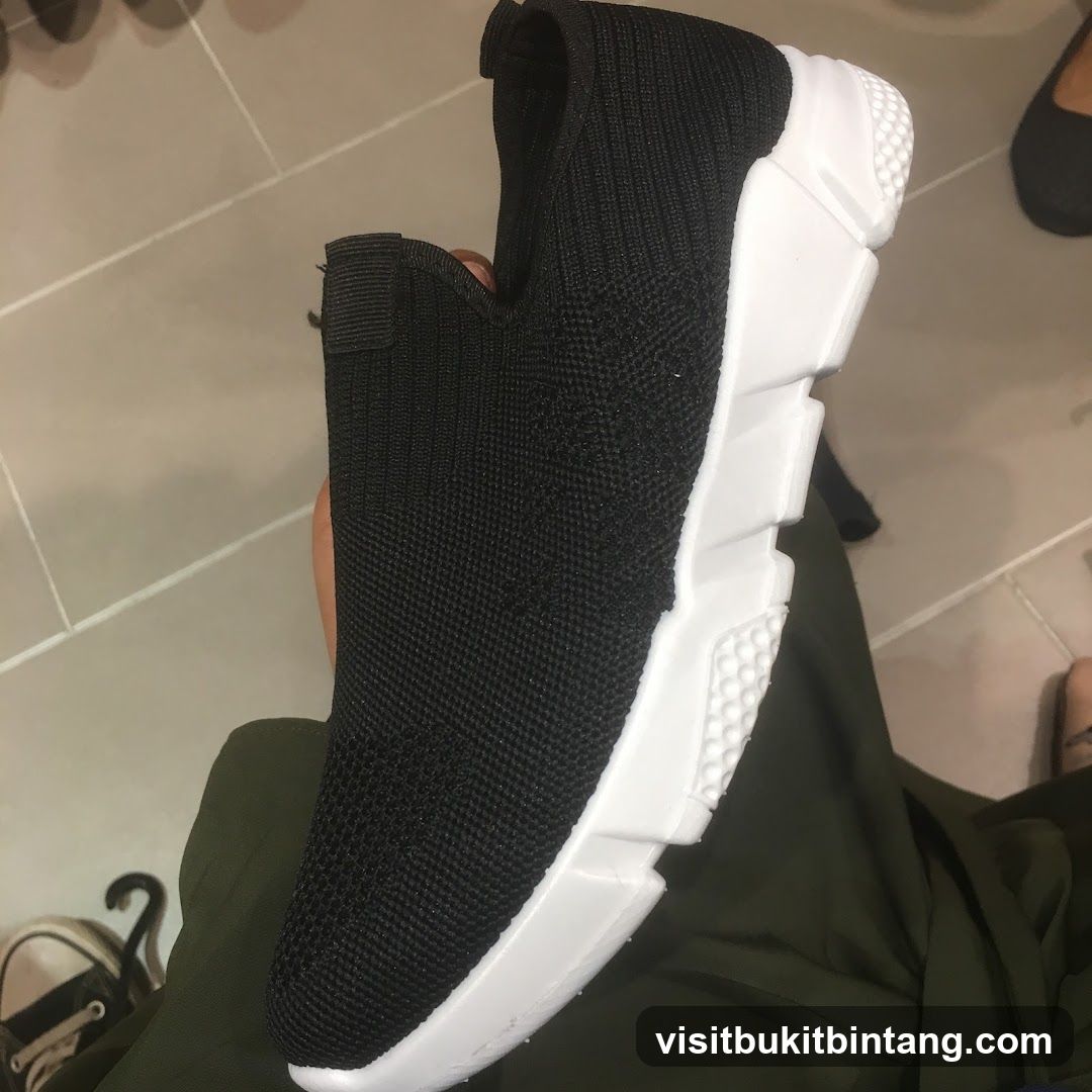 Black Slip-On Sneaker