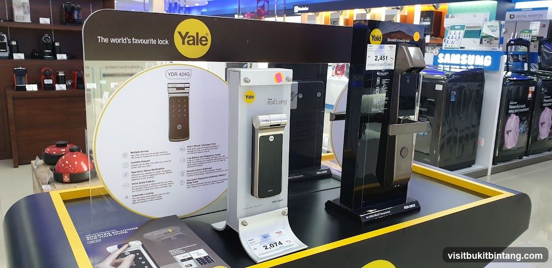 Yale Smart Locks Display