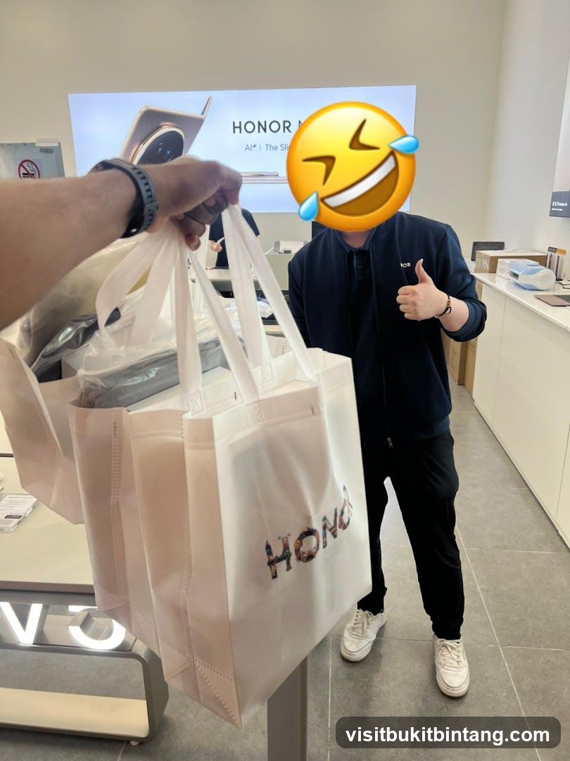 HONOR Experience Store @ The Starling