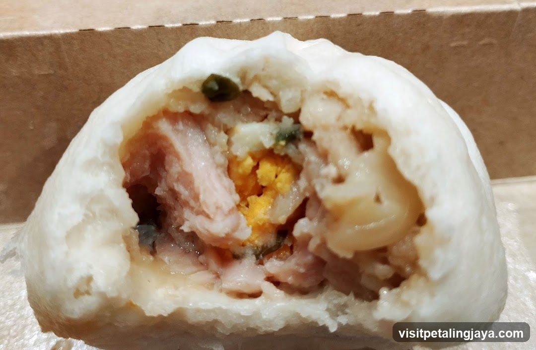 Steamed Bun with Filling