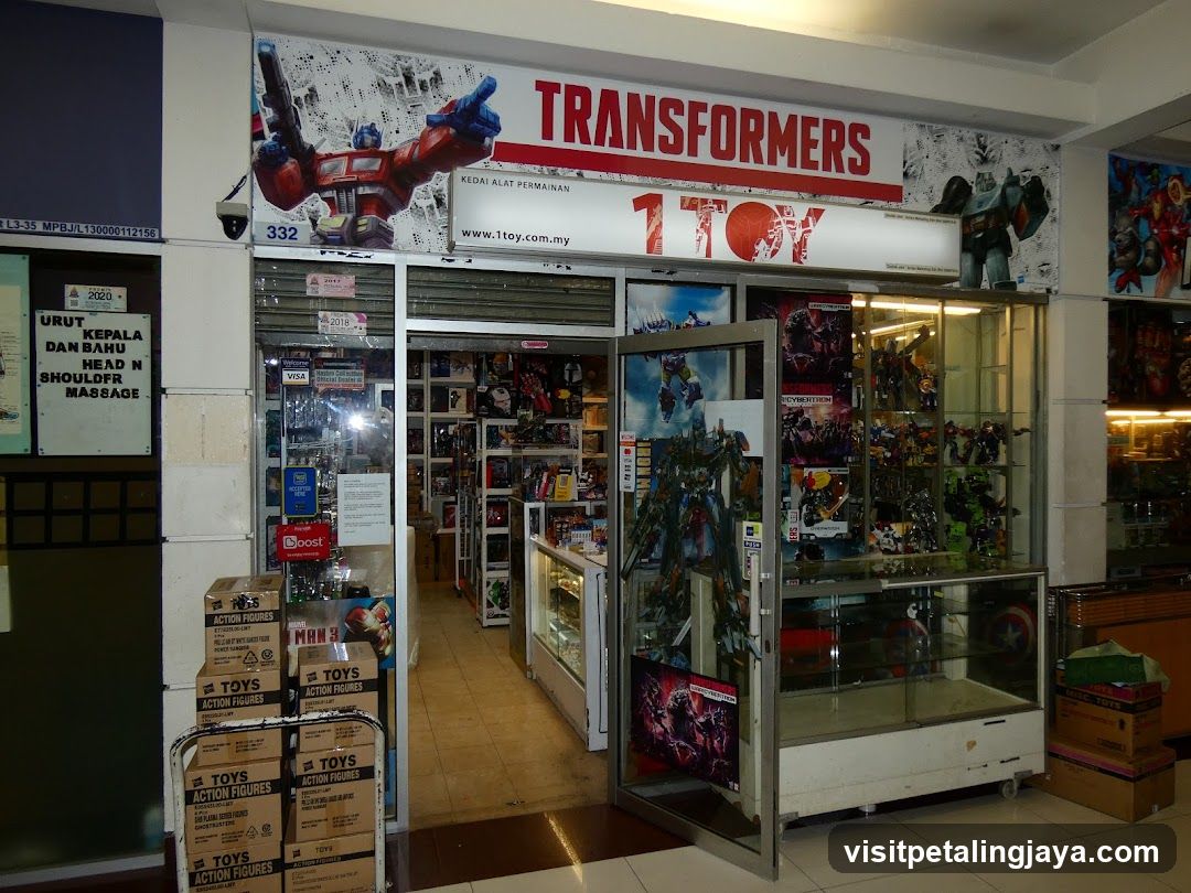 1Toy@Amcorp Mall