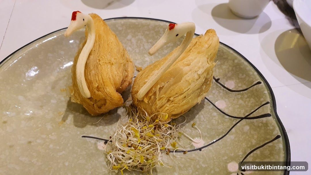 Swan-shaped pastries