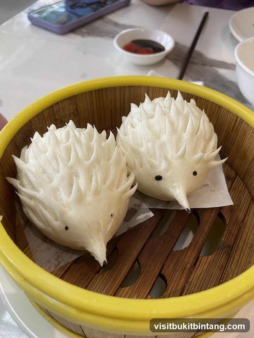 Hedgehog-shaped steamed buns