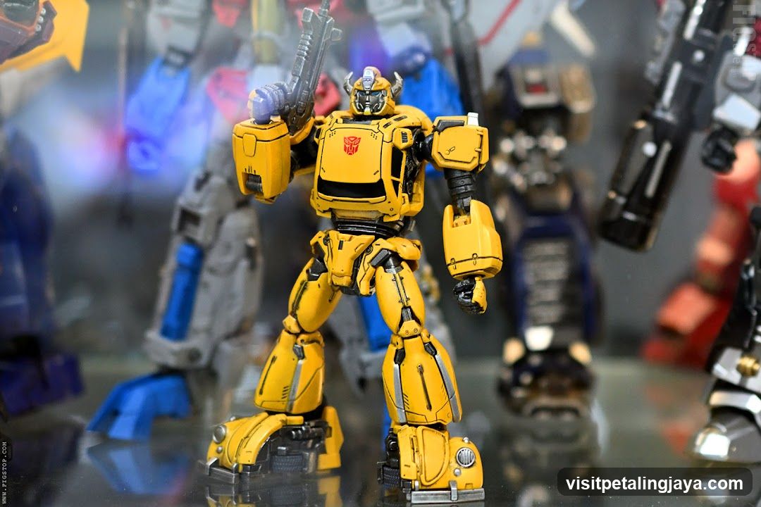 Bumblebee Action Figure Display