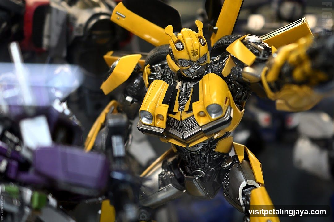 Bumblebee Action Figure Display