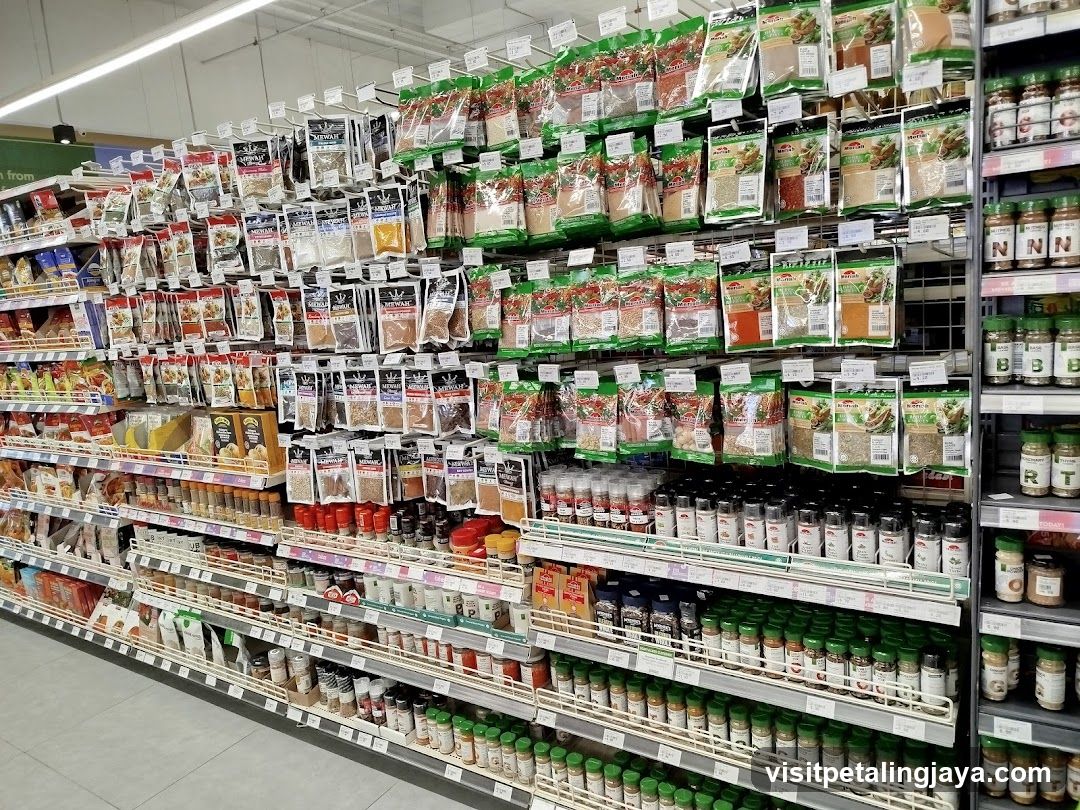Spice and Grain Aisle