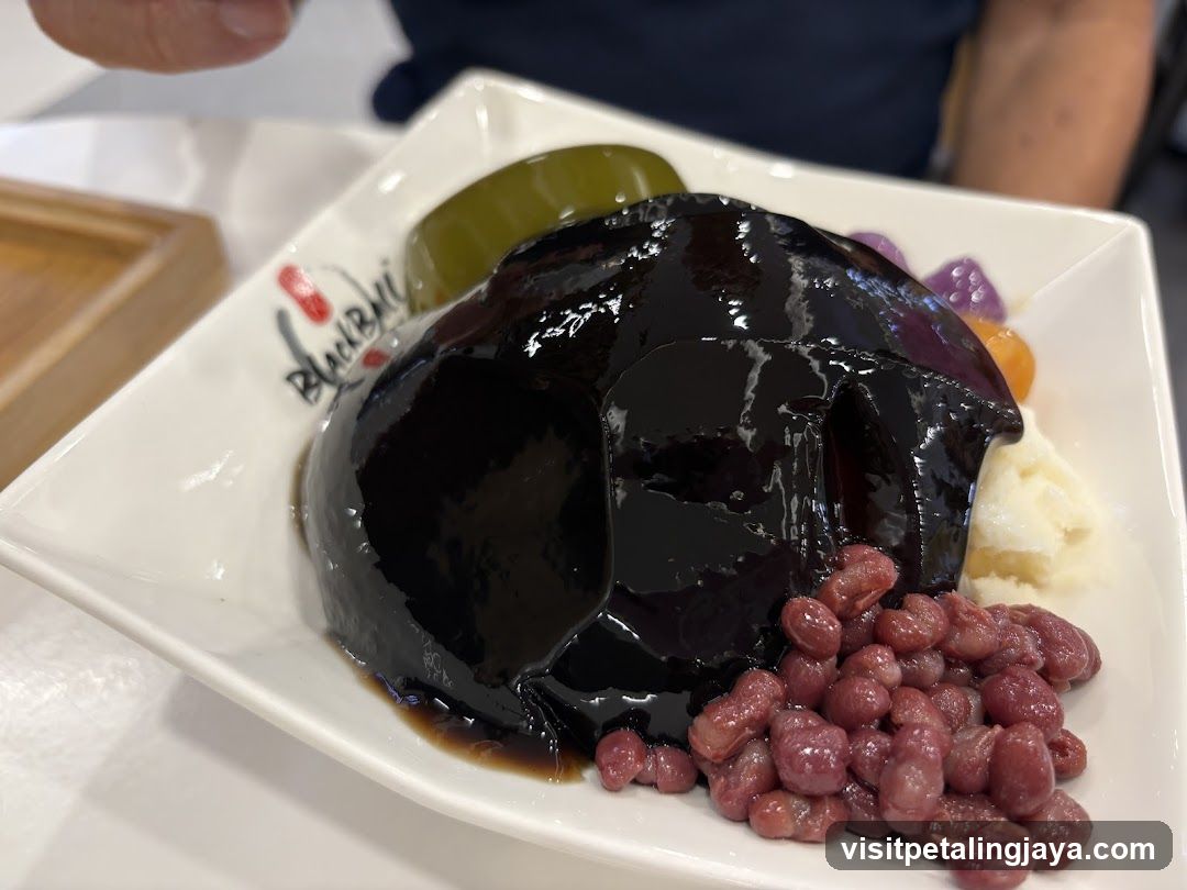 Dessert with Black Jelly and Red Beans
