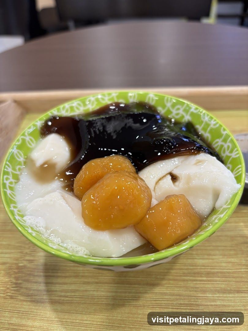 Dessert Bowl with Toppings