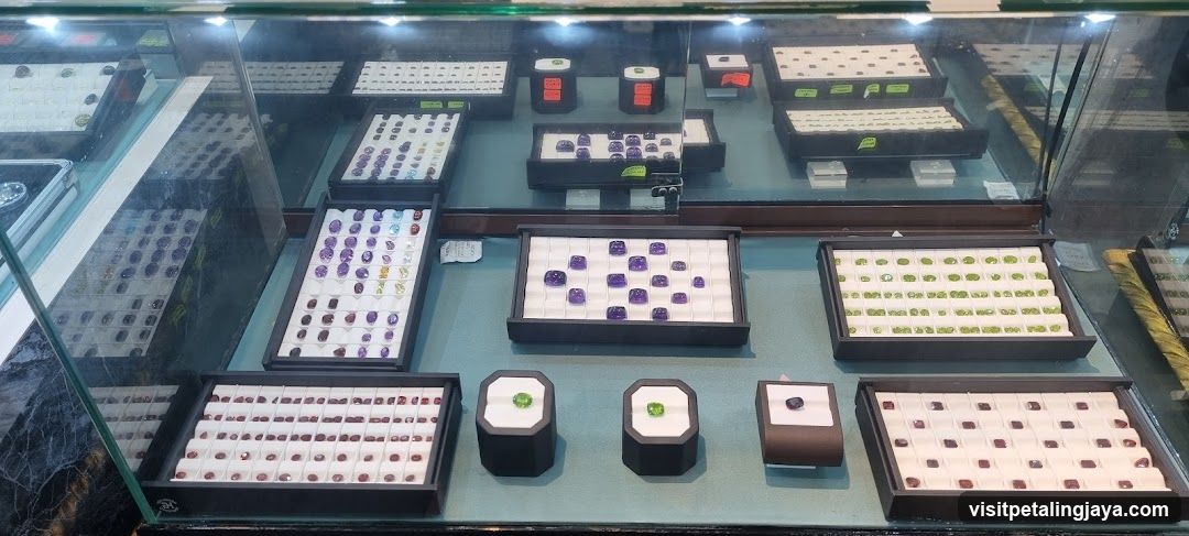 Jewelry Display Case