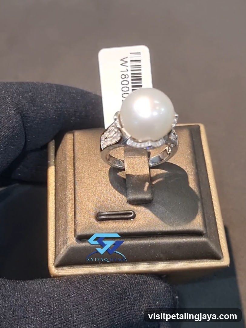 Pearl Ring Display