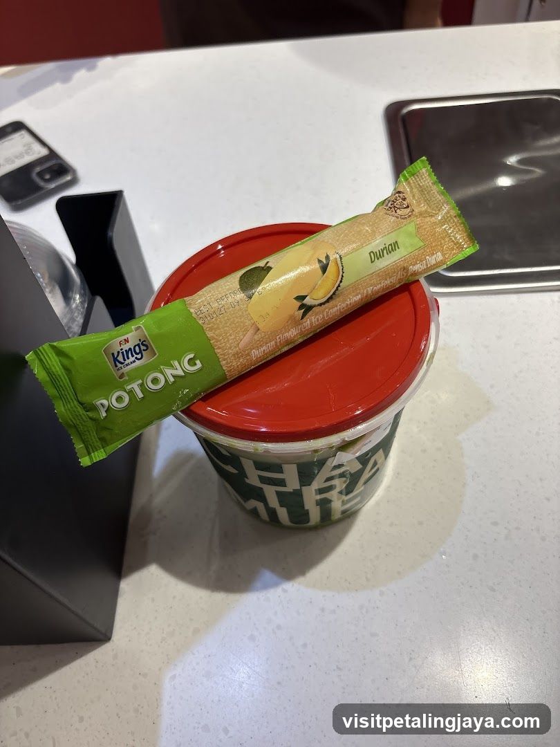 Potong Durian Ice Cream and Chai Tea