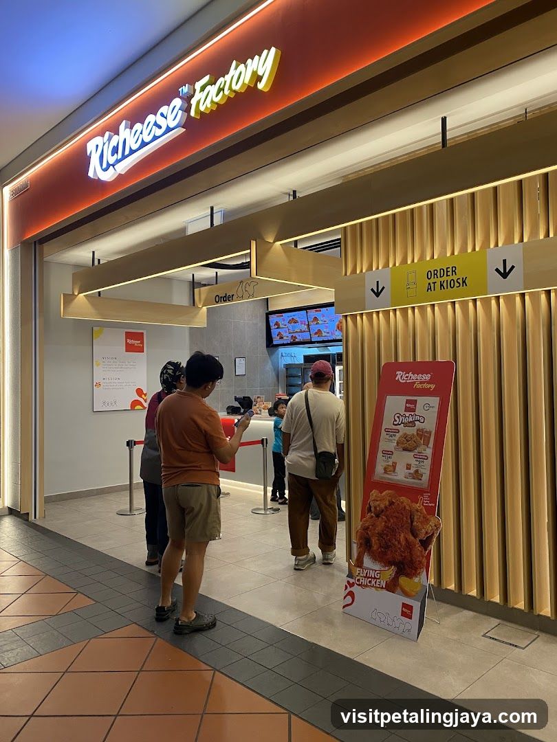 Richeese Factory The Curve
