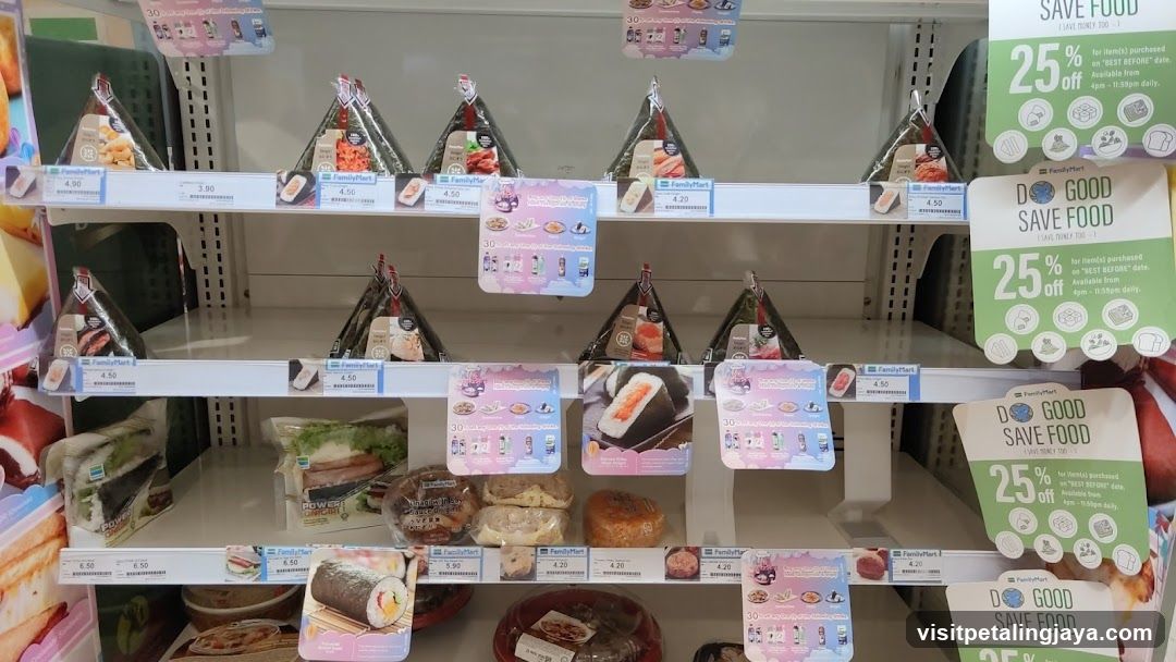 Convenience Store Shelf Display