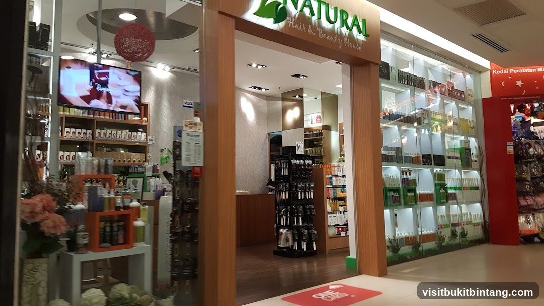 D' Natural X Top Secret Studio @ 1 Utama Mall