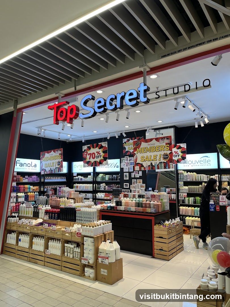 D' Natural X Top Secret Studio @ 1 Utama Mall
