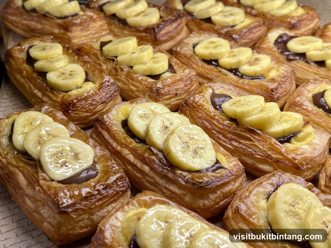 Banana Pastries