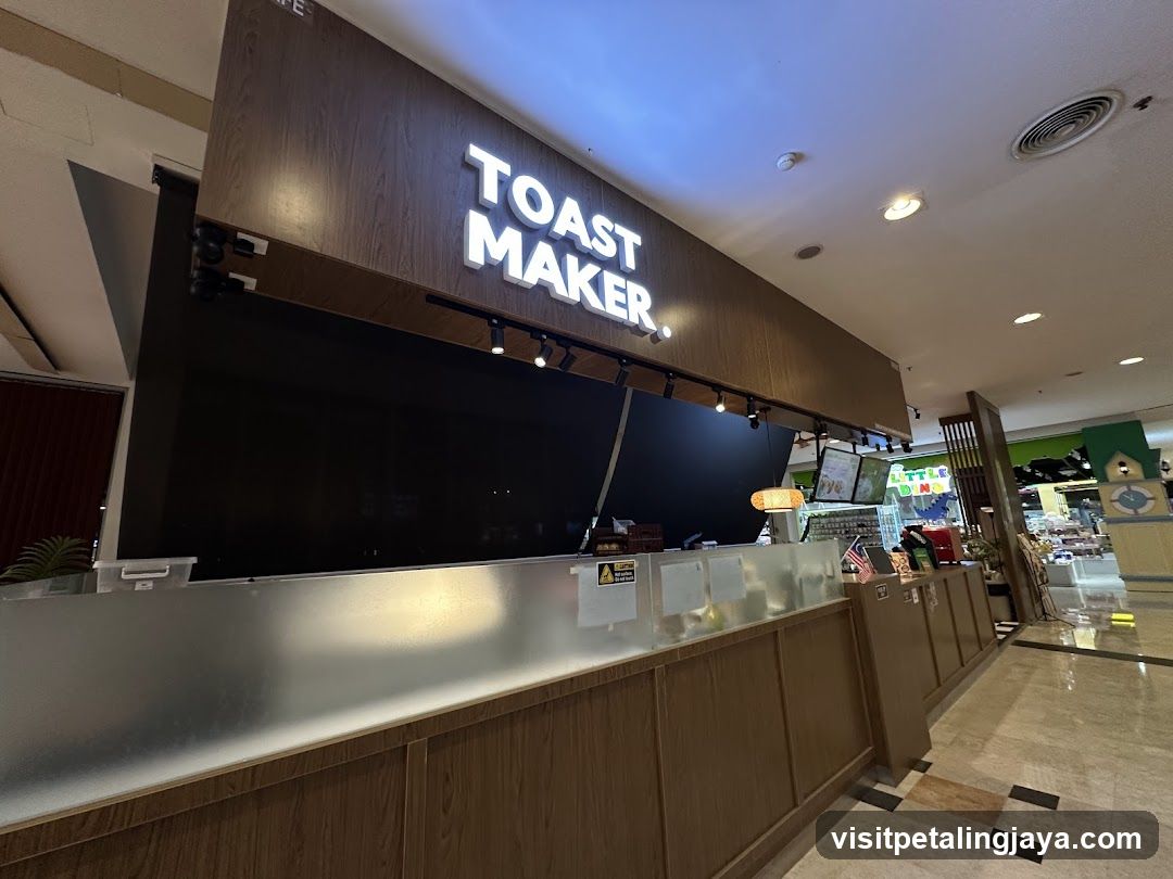 Toast Maker Interior View