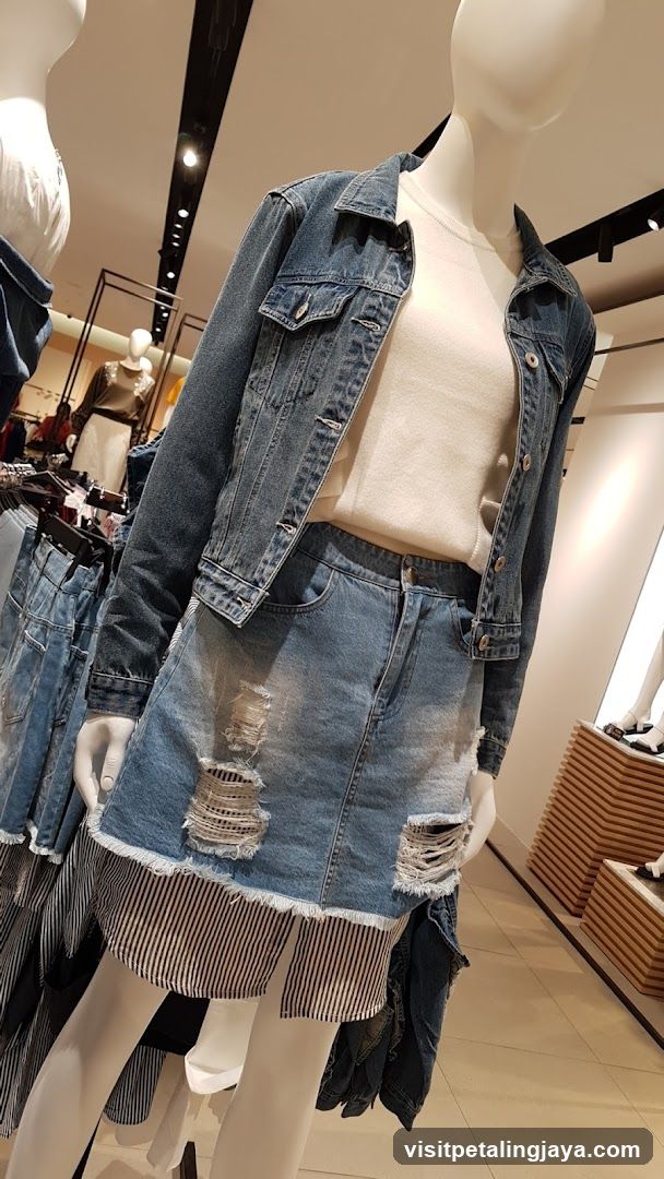Fashion Store Interior Display