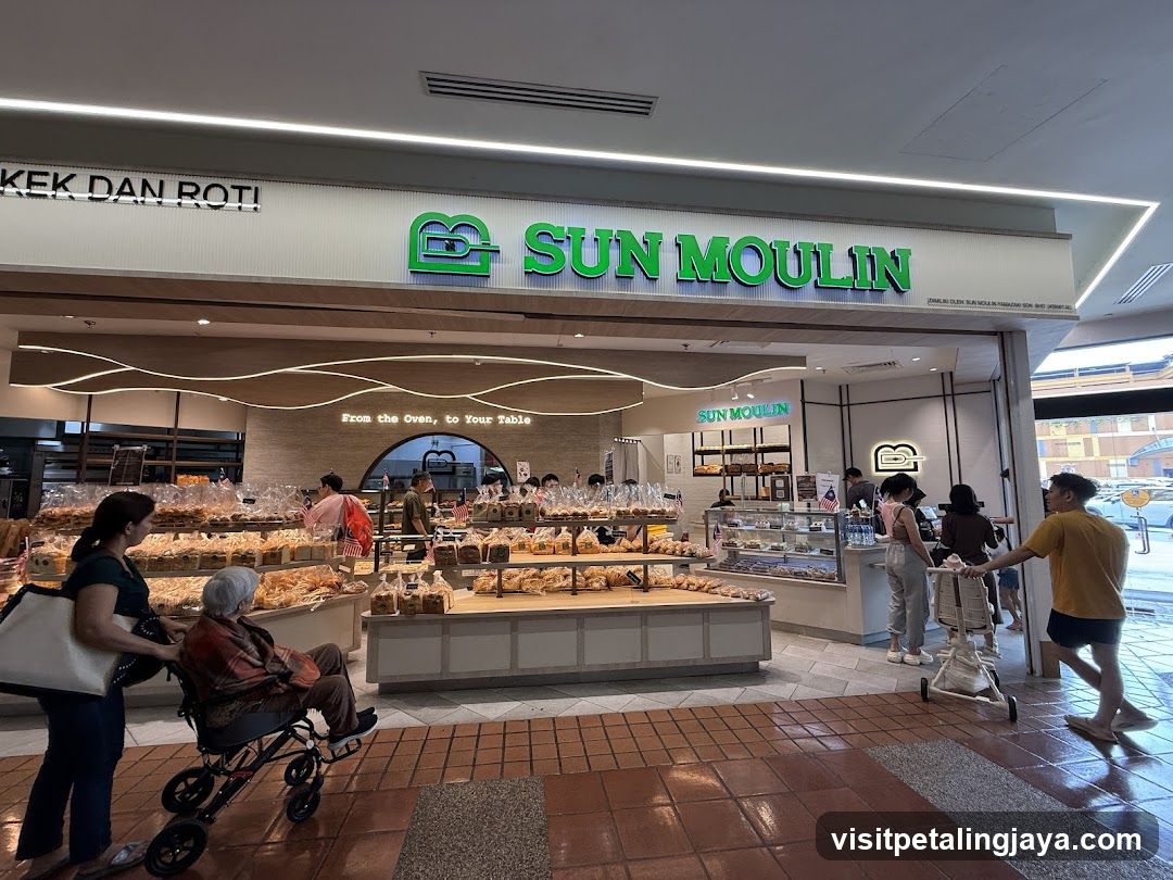 Sun Moulin Bakery Store Interior