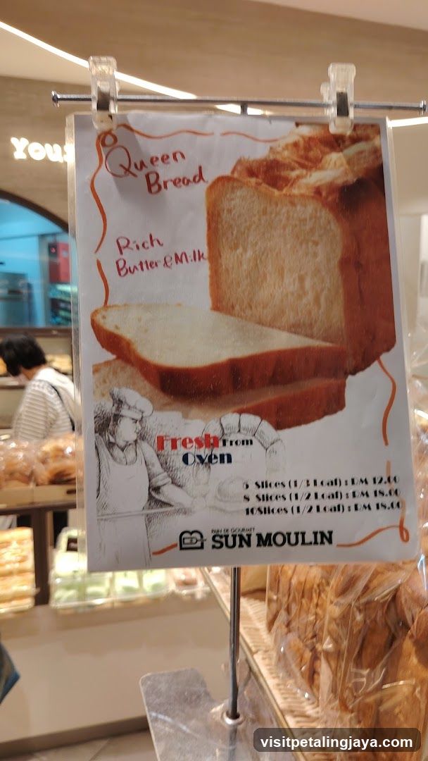 Queen Bread Signage