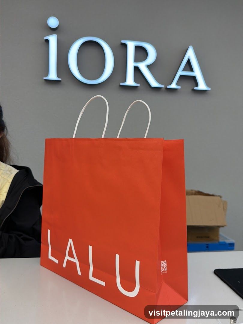 Lalu Shopping Bag with IORA Signage