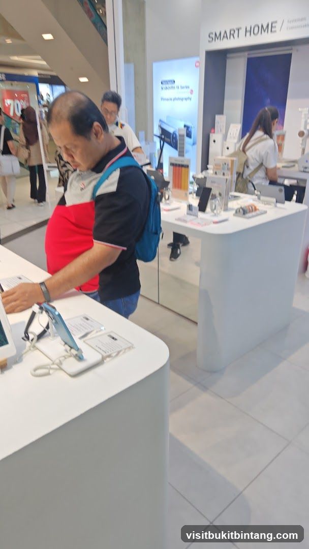 Electronics Store Display