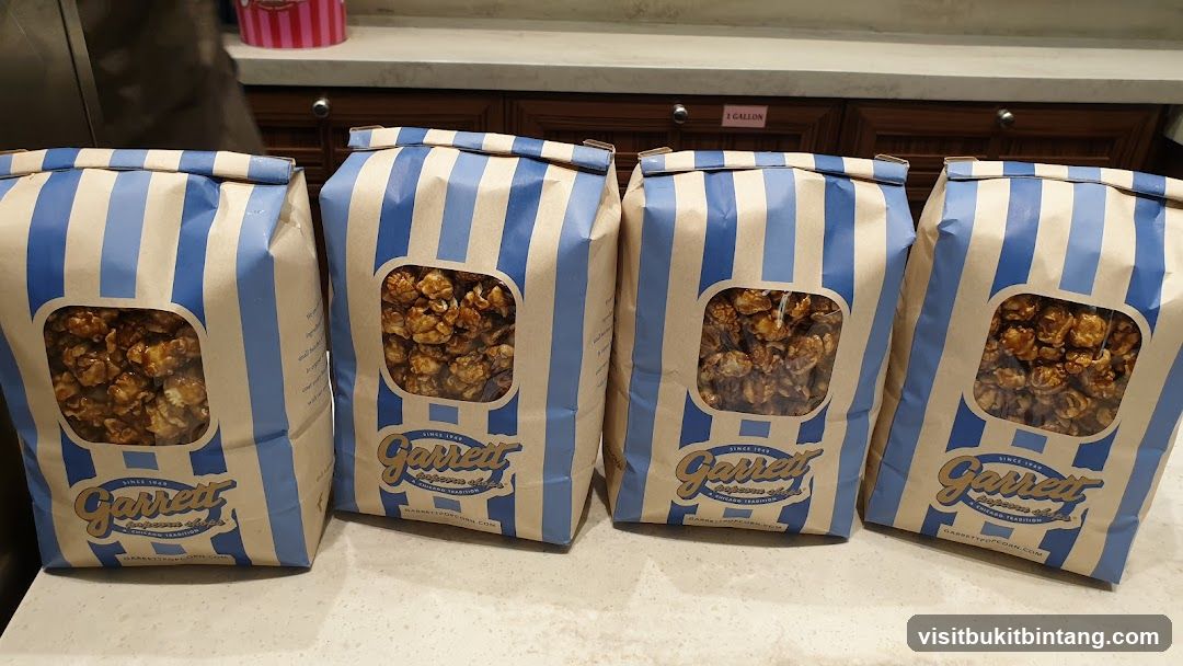 Garrett Popcorn Bags