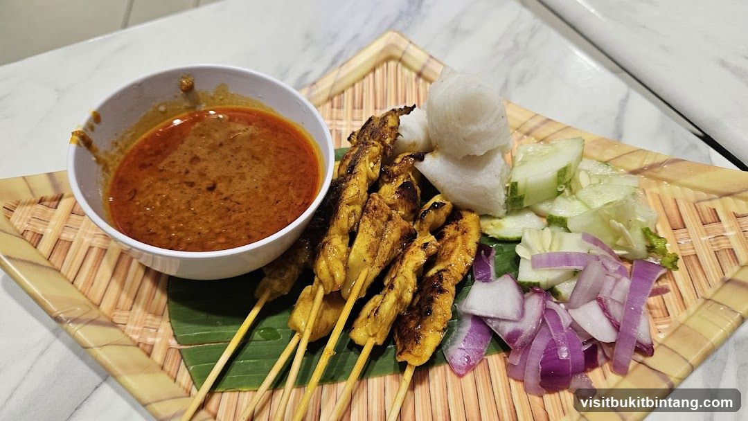 Chicken Satay with Peanut Sauce