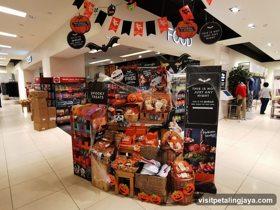 Halloween Treat Display
