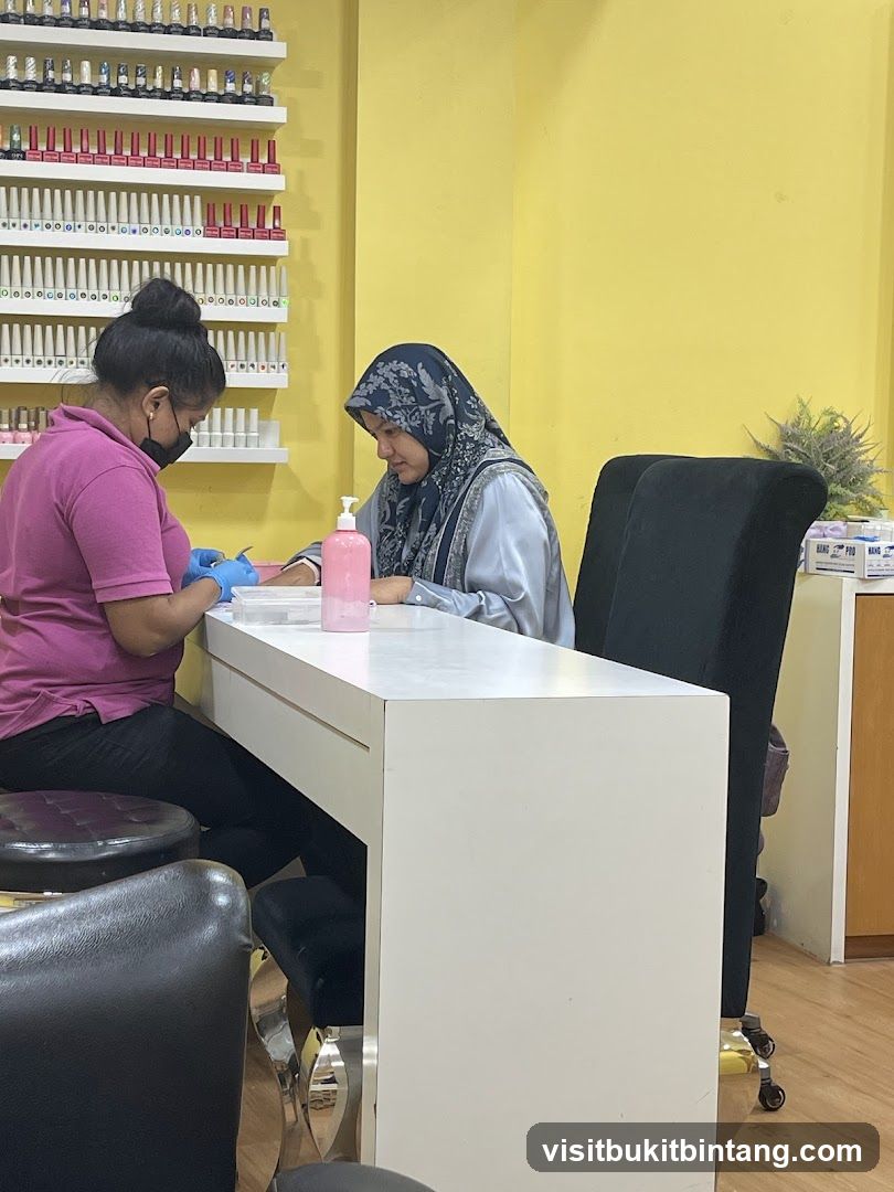 Nail Salon Service