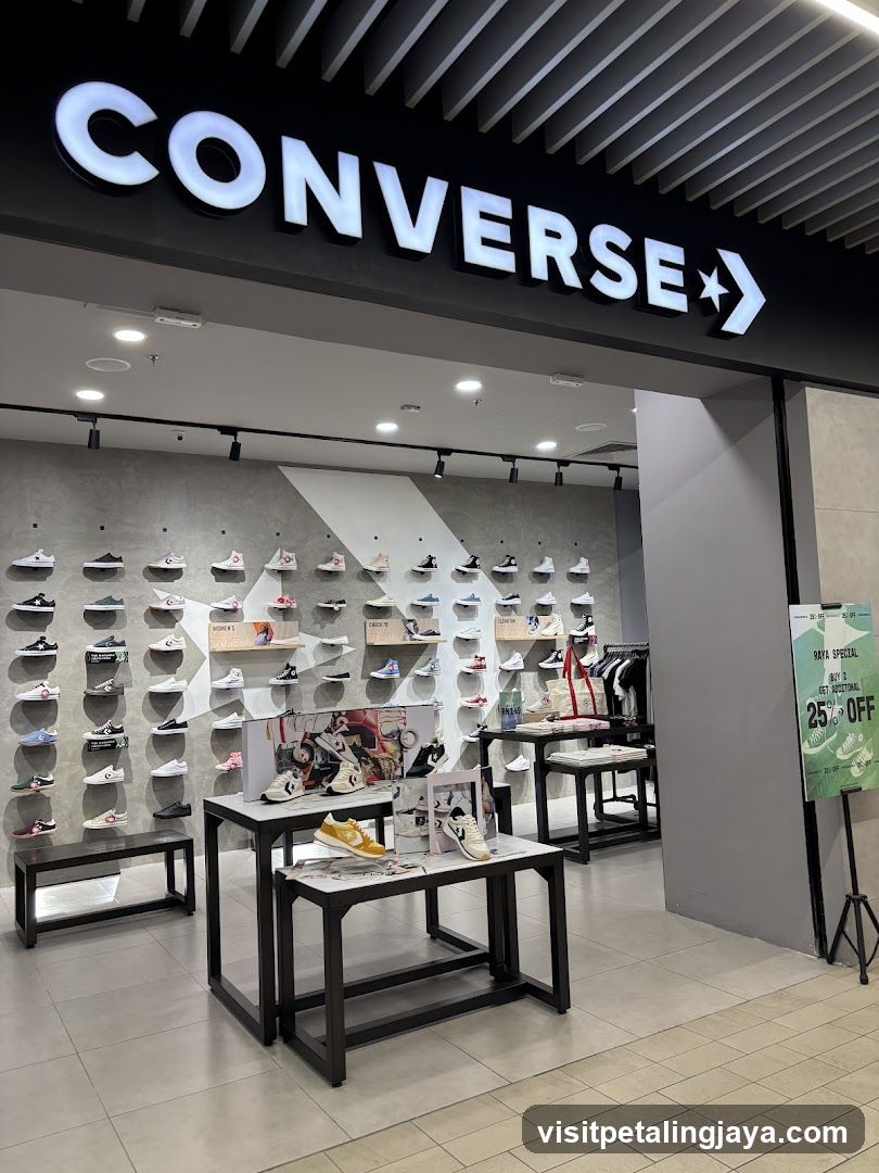 Converse @ One Utama Shopping Center