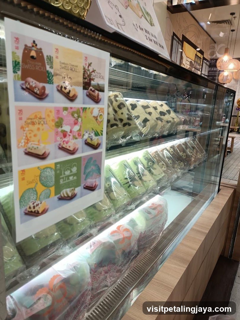 Swiss Roll Display Case