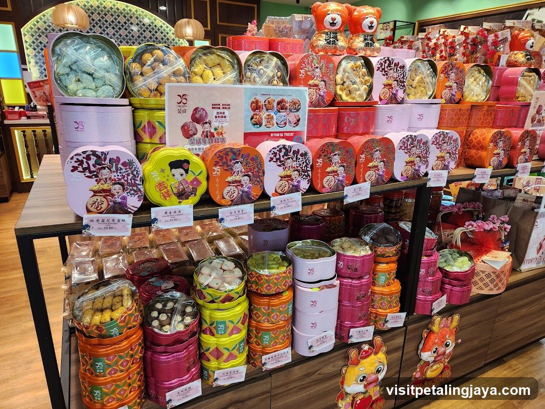 Chinese New Year Gift Boxes Display