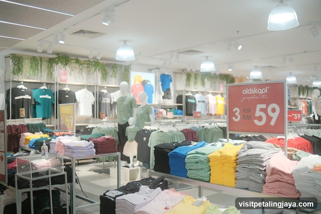 Old Skool Graphic Tee Store Interior