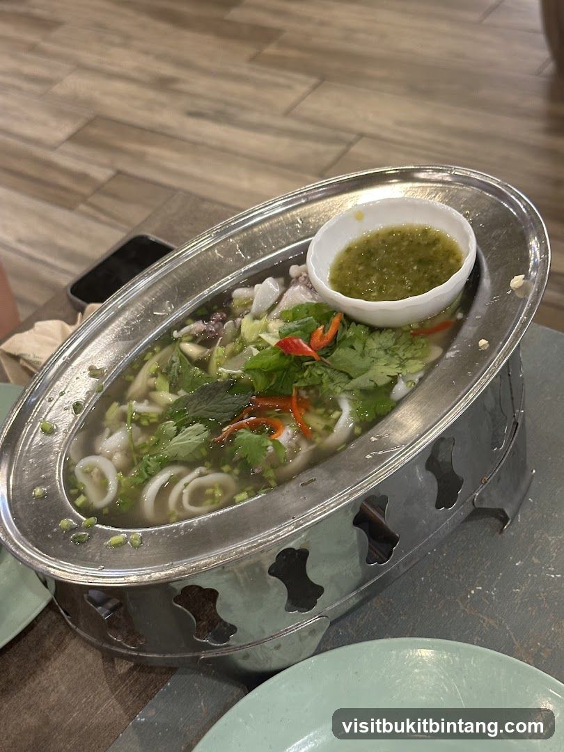 Steamed Squid with Lime and Chili