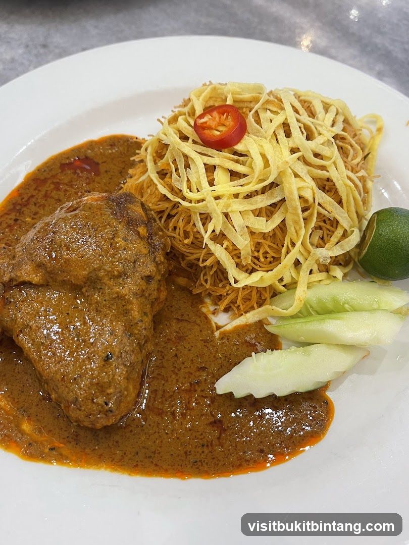 Chicken Curry with Noodles