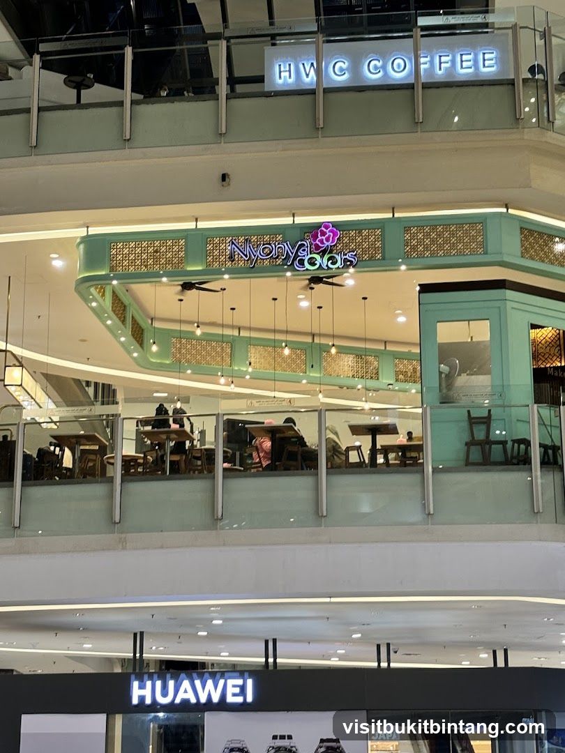 Nyonya Colors Cafe