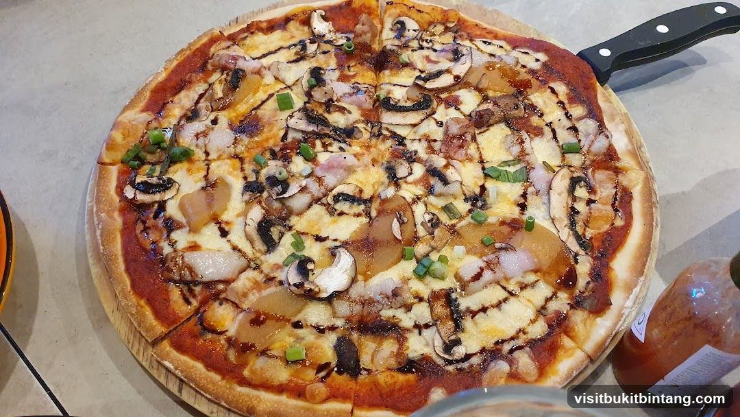 Pizza with Mushrooms and Bacon