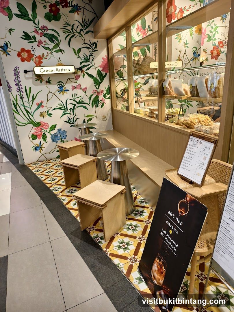 Creem Artisan Cafe Seating Area